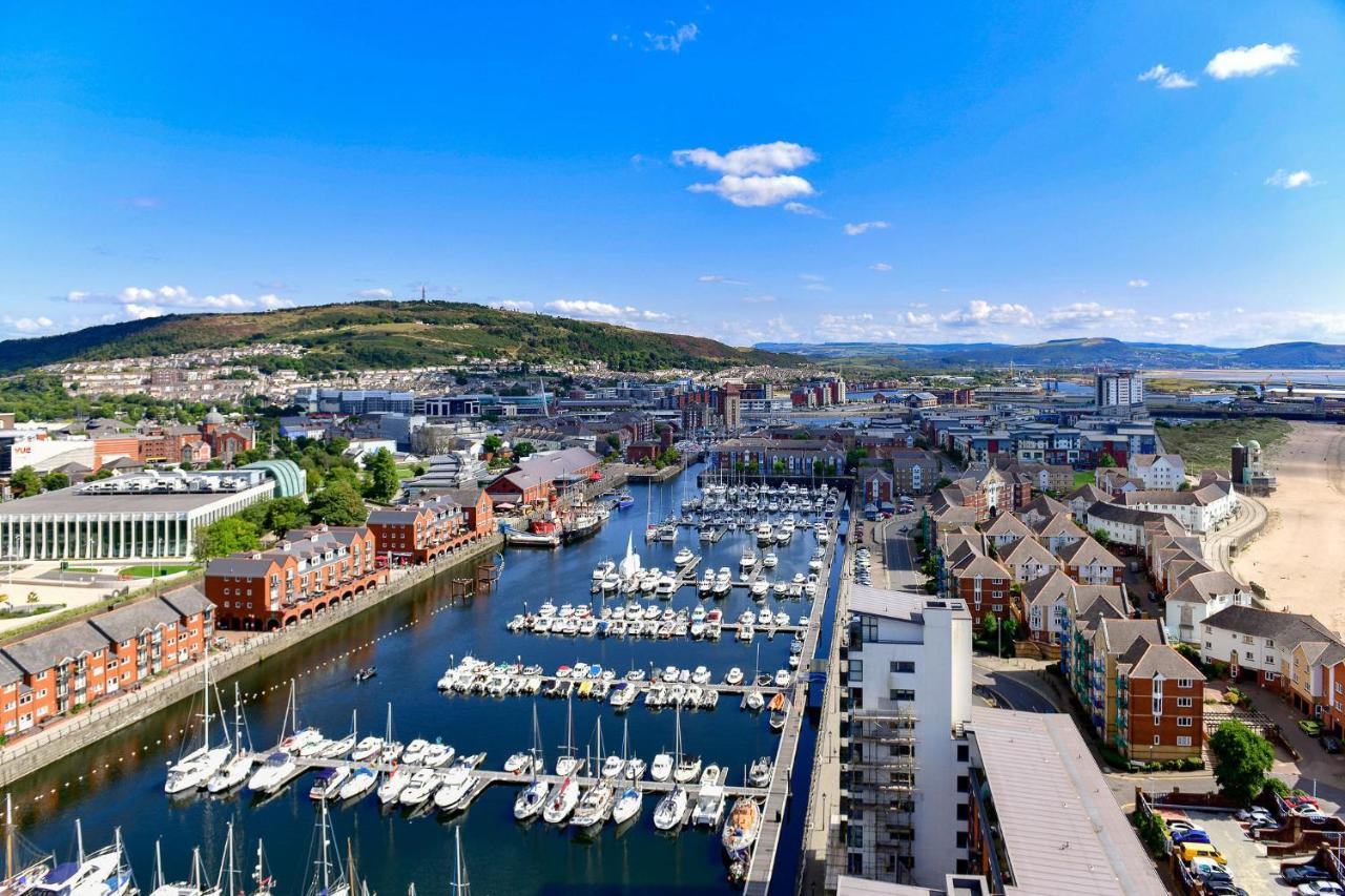 Just Stay Wales - Meridian Tower Marina & City View - 2 Bed Apartment Swansea Dış mekan fotoğraf